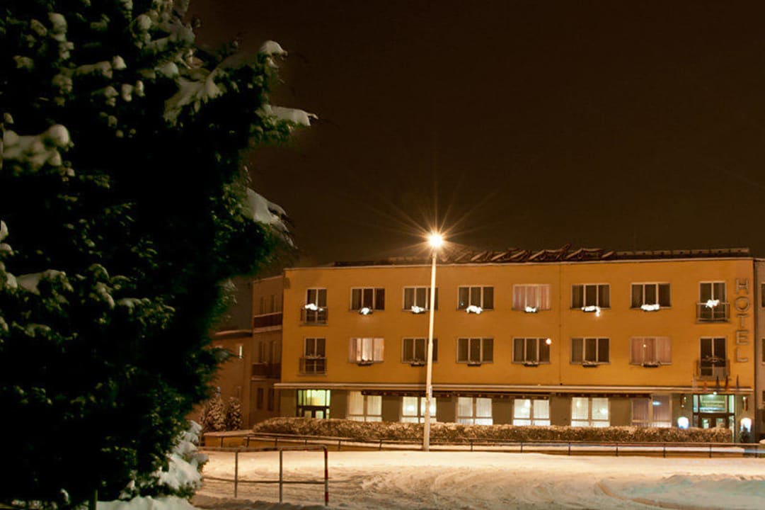 Hotel Krusnohor im Winter Hotel Krusnohor