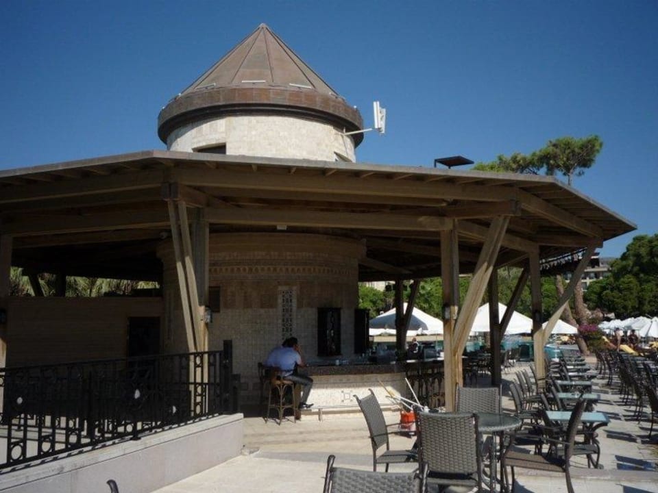 Amfiteátr-bar Papillon Ayscha