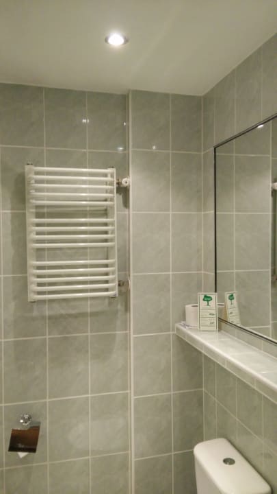 Zimmer Sangate Hotel Airport