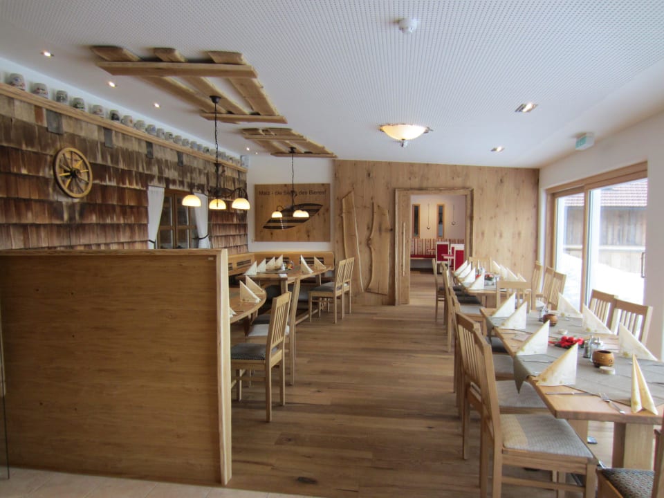 Esstische 1. Bier & Wohlfühlhotel Gut Riedelsbach