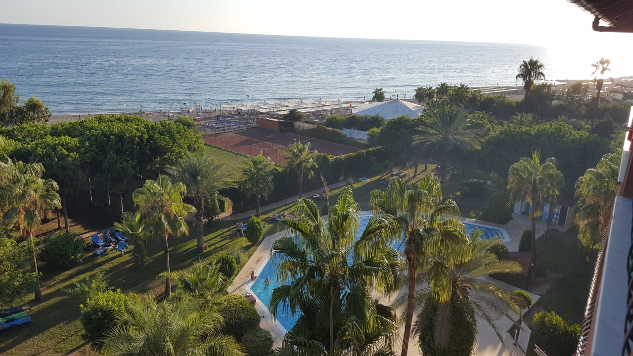 Ausblick Club Turtas Beach Hotel