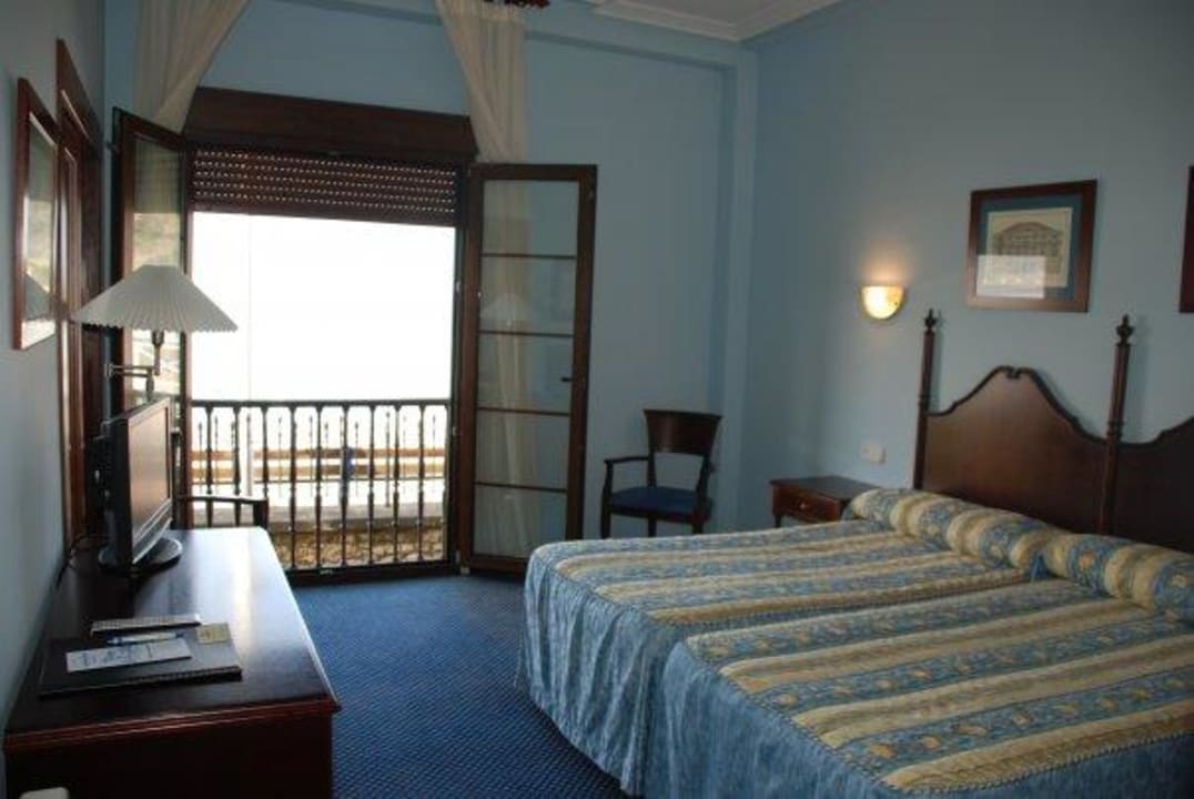 Room - Habitación Hotel Ribadesella Playa