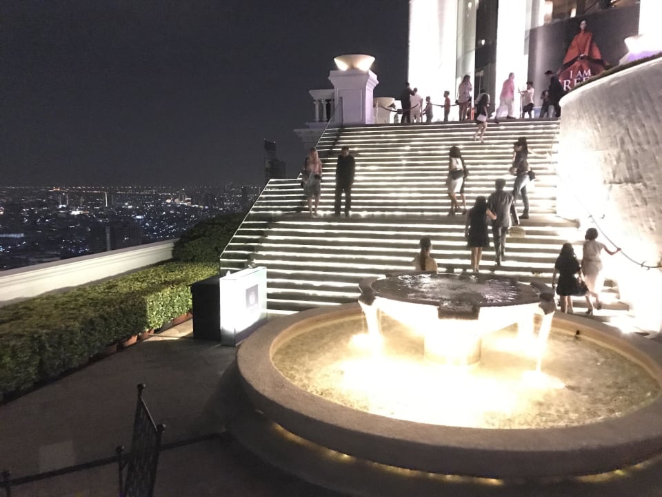 Bar Tower Club At Lebua