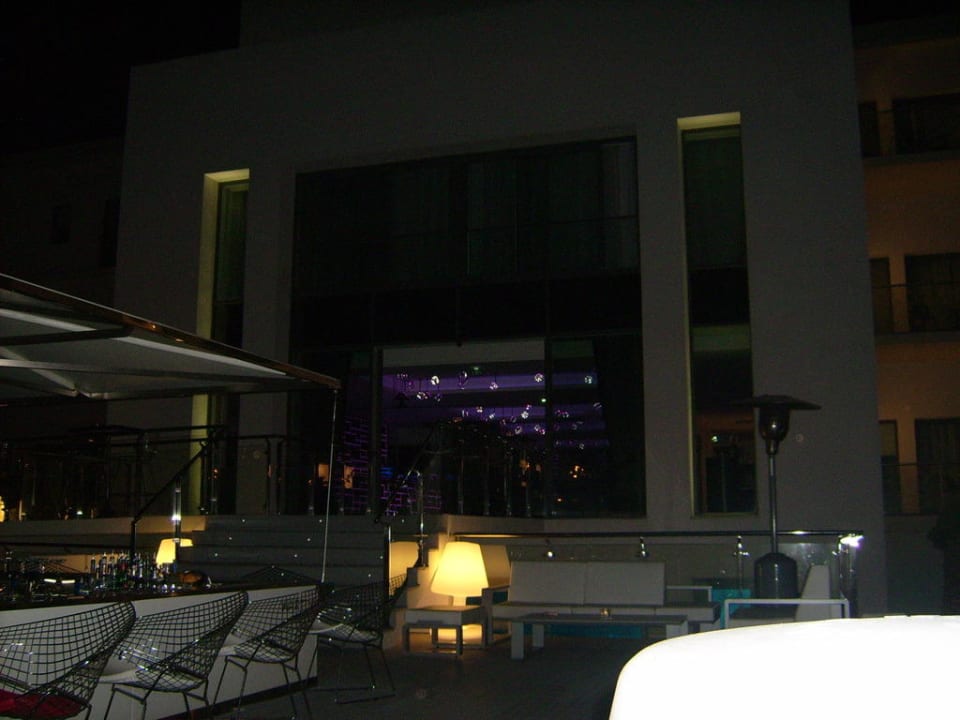 Poolbar Hotel Kube