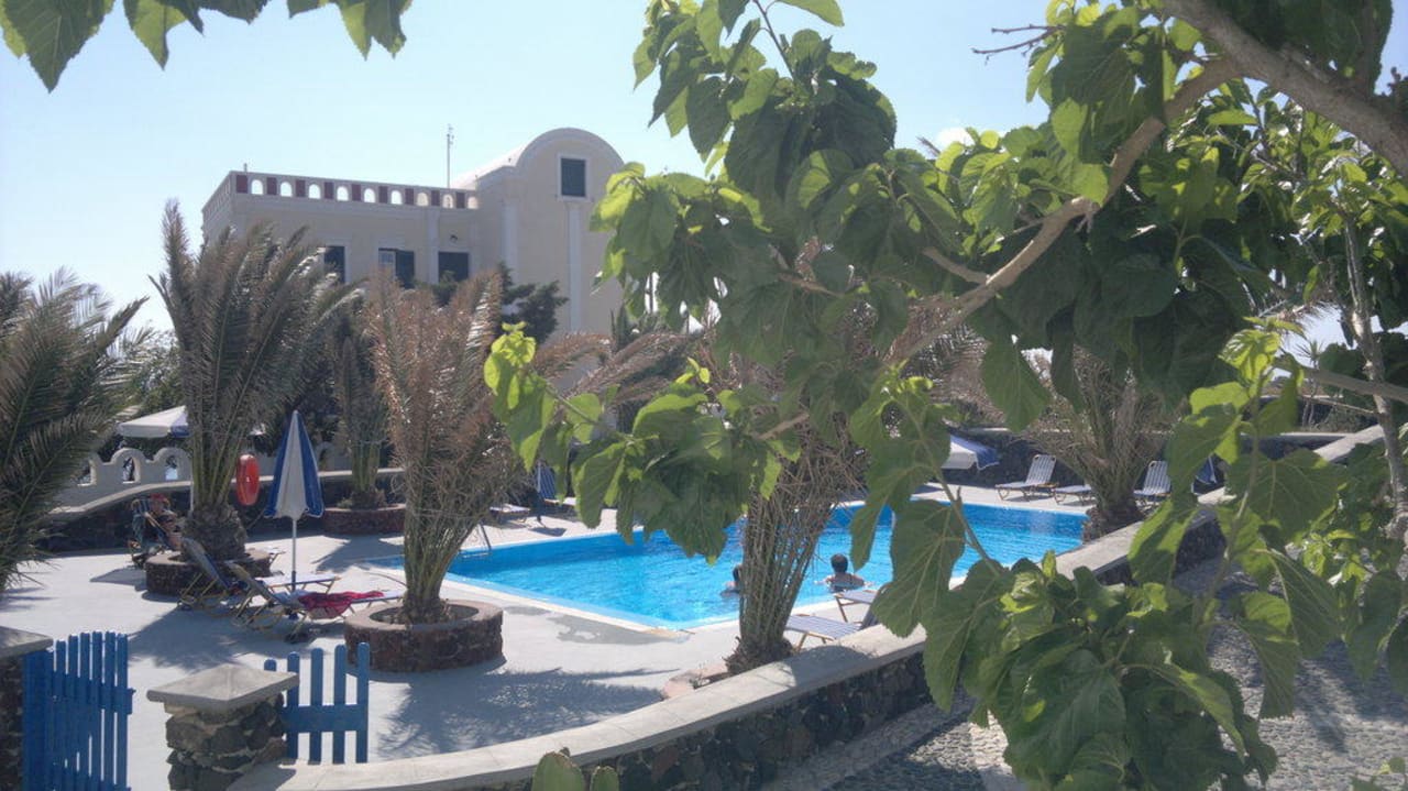 Basen Hotel Artemis Village