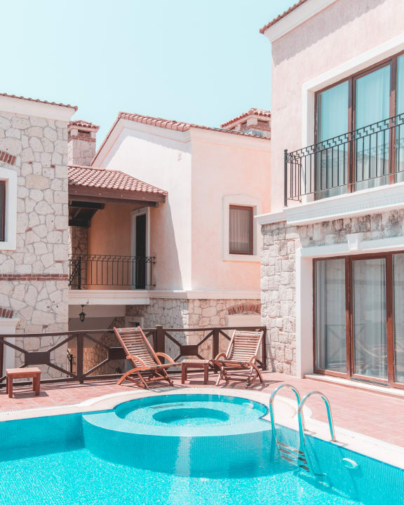 Pool Cocos The Club Solto