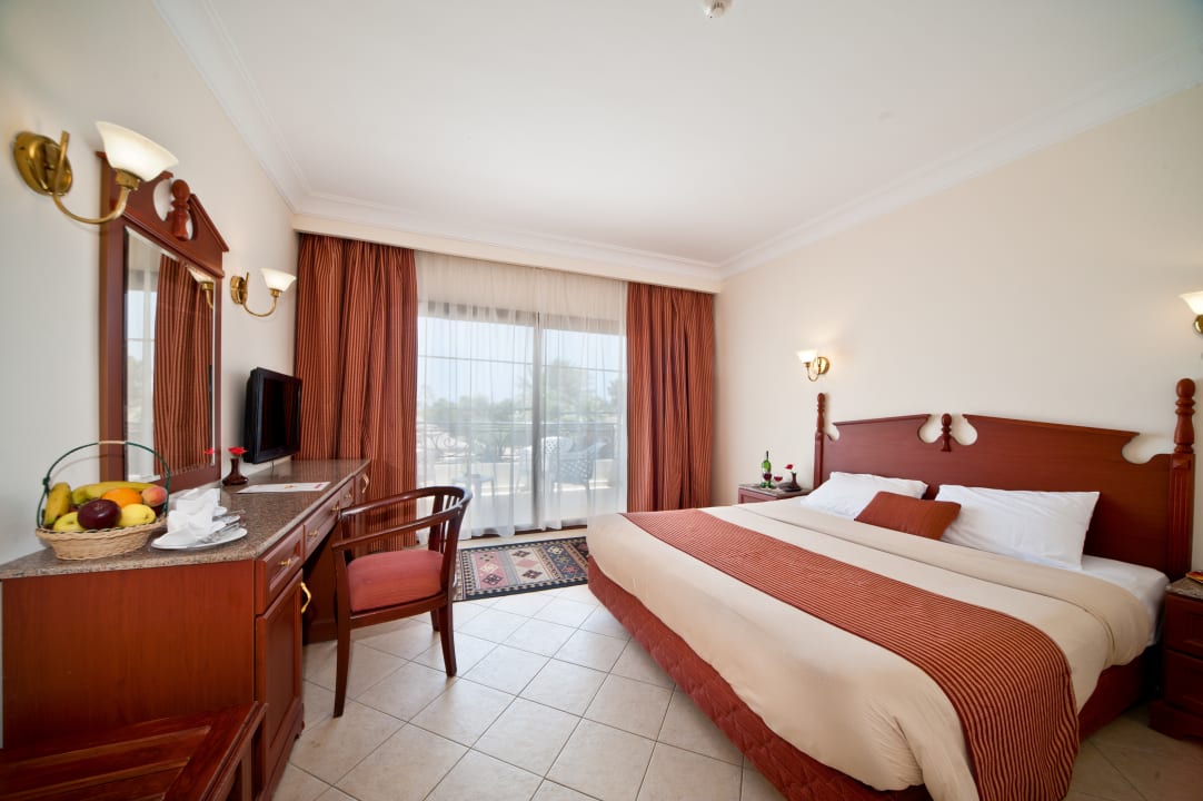 Zimmer Aladdin Beach Resort