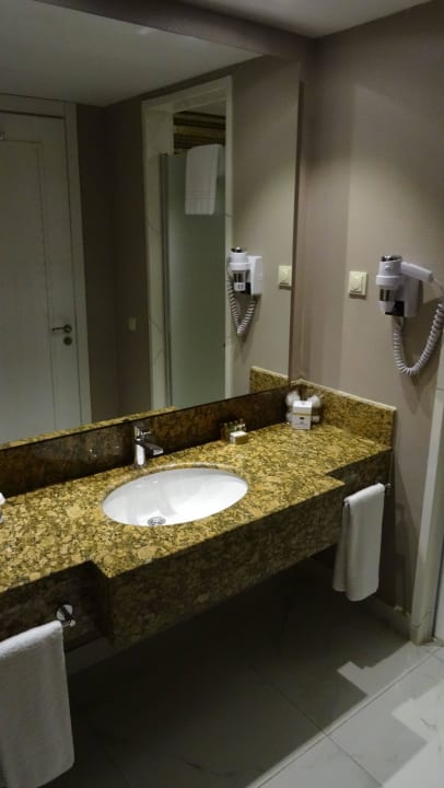 Zimmer Royal Taj Mahal Hotel