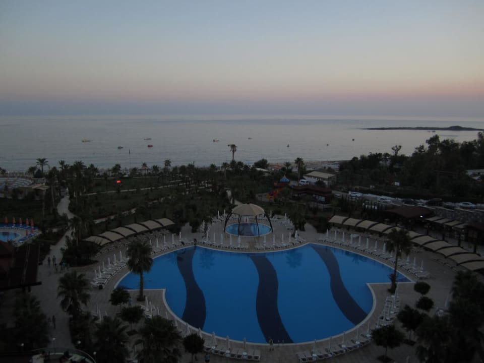 Abenddämmerung Saphir Resort & Spa