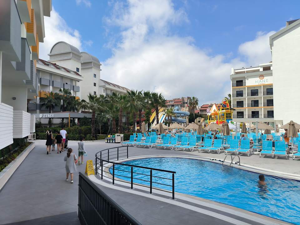 Pool Hane Family Resort