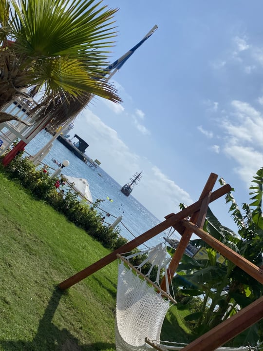 Strand Mylome Luxury Hotel & Resort