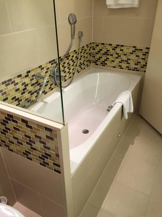 Badewanne Hilton Frankfurt Airport
