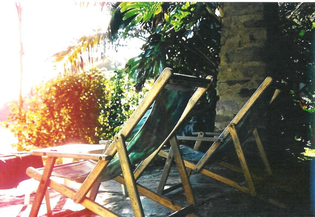 Wenn man dort sitzt: Strandblick (01/2004) The Lodge On The Beach