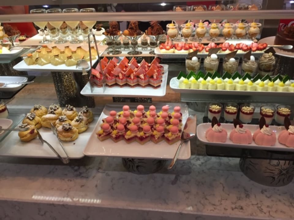 Gastro Acanthus Cennet Barut Collection