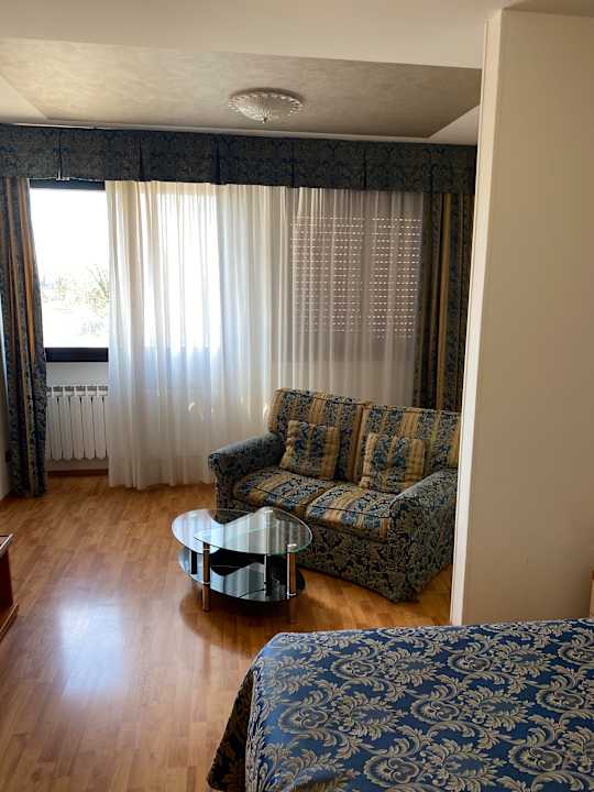 Zimmer Hotel Airmotel