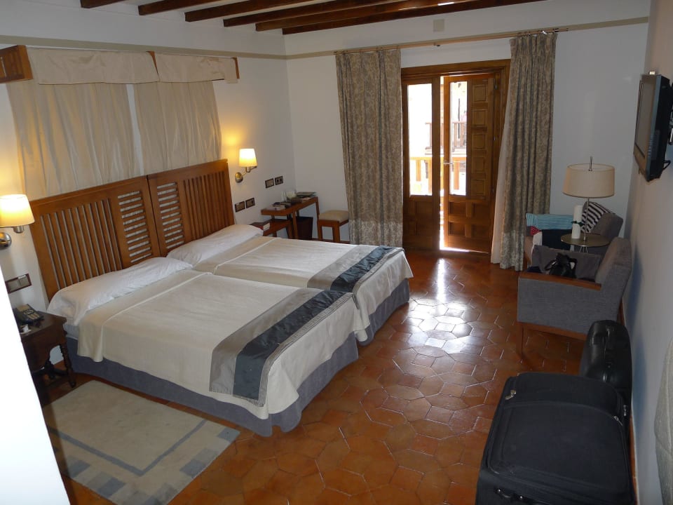 Poolblickzimmer Hotel Parador de Toledo