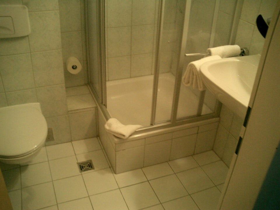 Zimmer BusinessHotel Schramberg