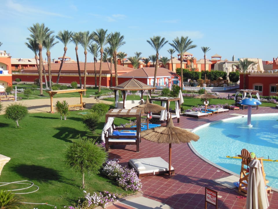 Eltern und Kinder Pickalbatros Alf Leila Wa Leila Resort - Neverland Hurghada