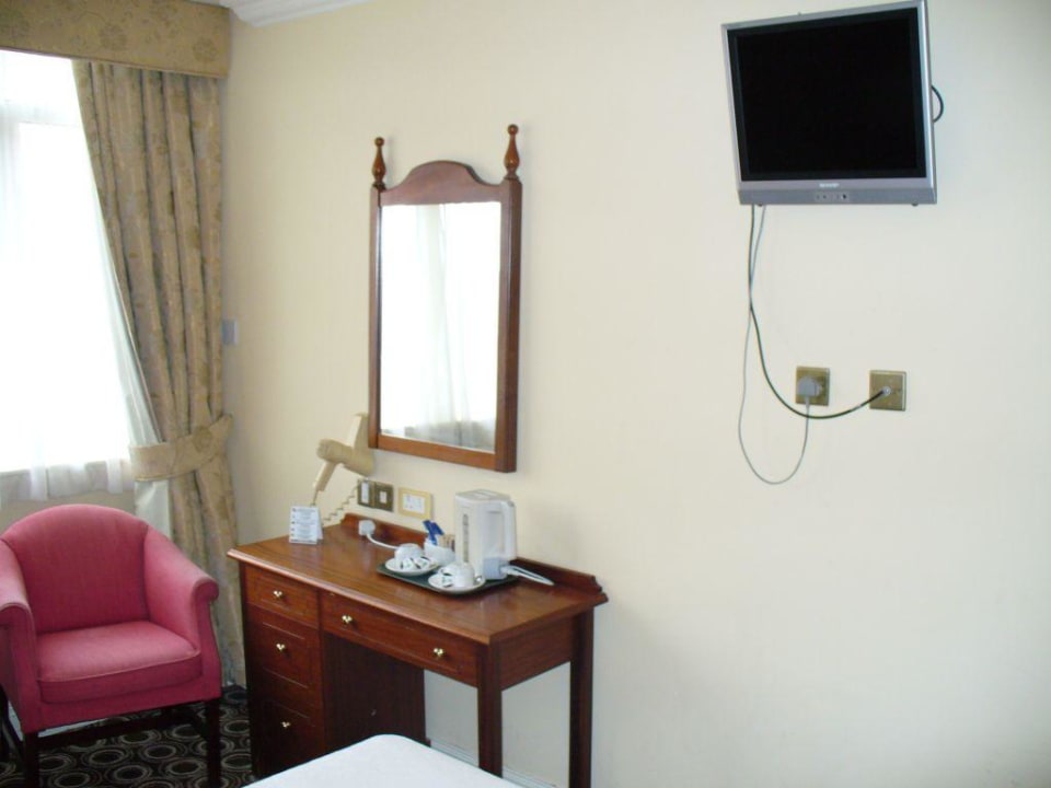 Innenansicht Doppelzimmer Dublin Skylon Hotel