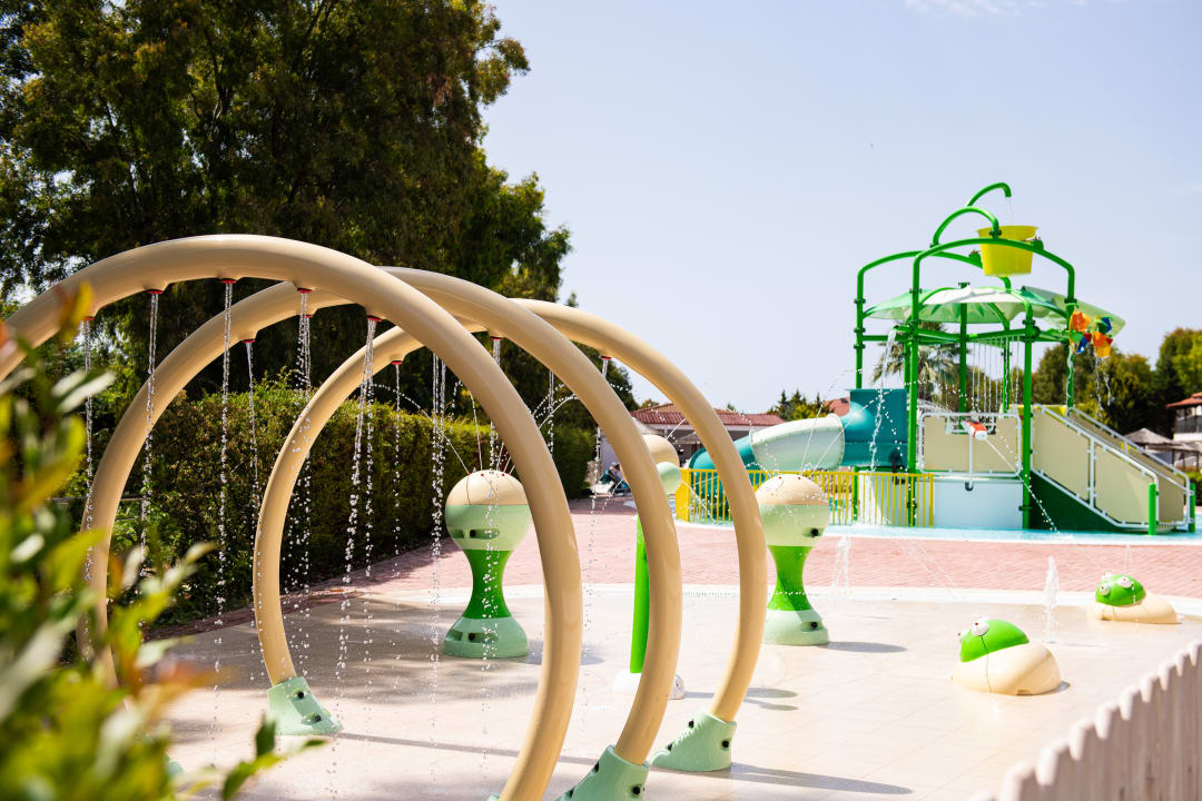 Sport & Freizeit Alexandros Palace