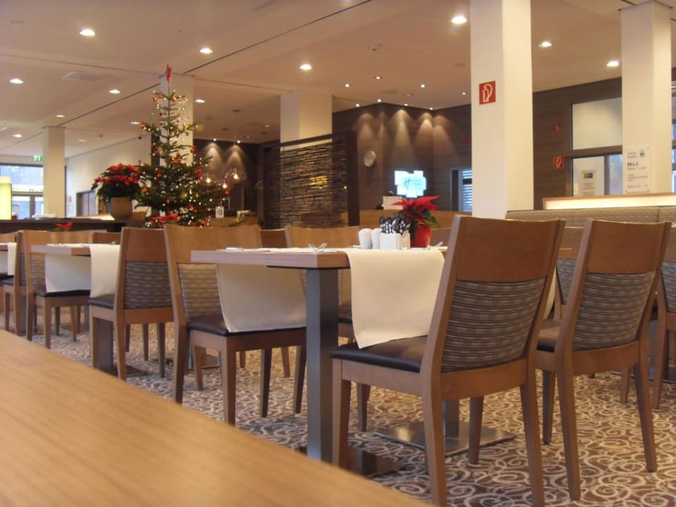 Bar/Rezeption Holiday Inn Express Nürnberg - Schwabach
