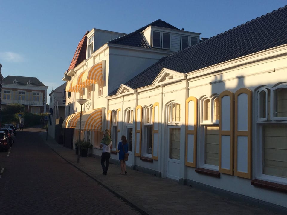 Eingang Hotel Wilhelmina