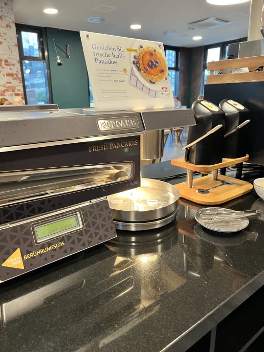 Gastro Holiday Inn - the niu, Bricks Hamburg Eppendorf