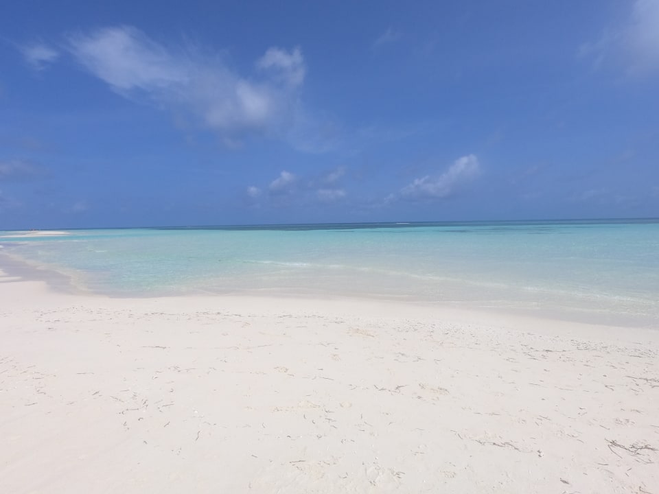 Strand Kuredu Island Resort & Spa