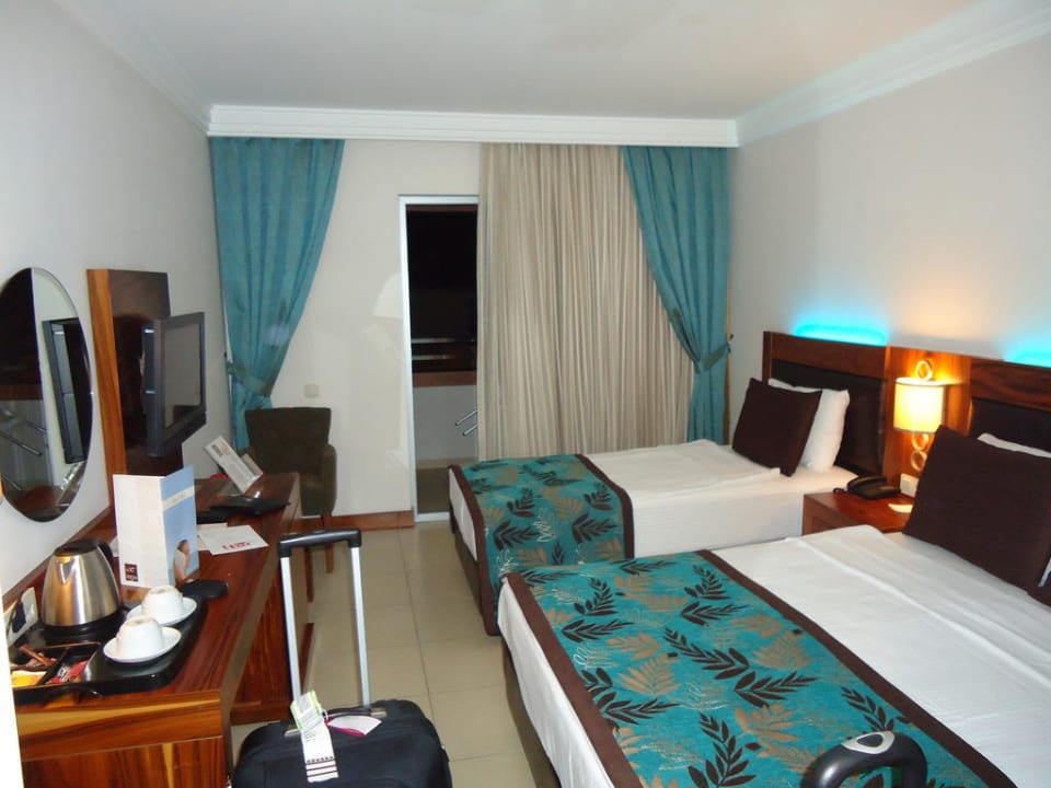 Das Zimmer Xperia Grand Bali Hotel