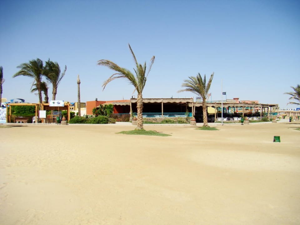 Beach bar Titanic Beach Spa & Aqua Park