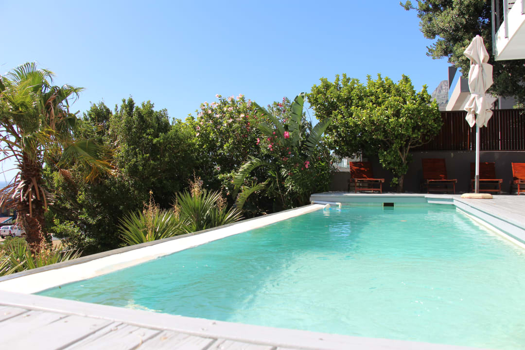 Pool Finchley Guest House