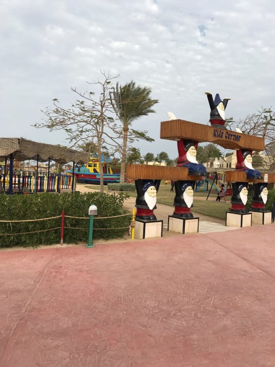 Kinderspielplatz Desert Rose