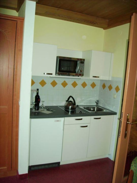 Küche in Zimmer 354 Alpina Alpendorf