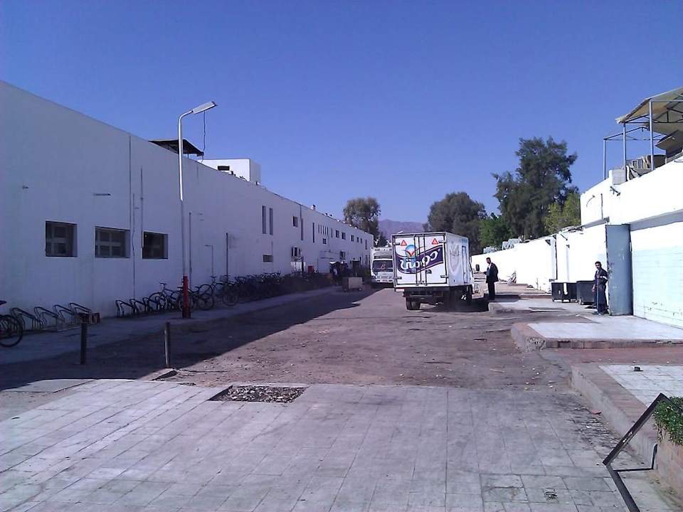 Nebenstrasse zum Strand Ghazala Gardens