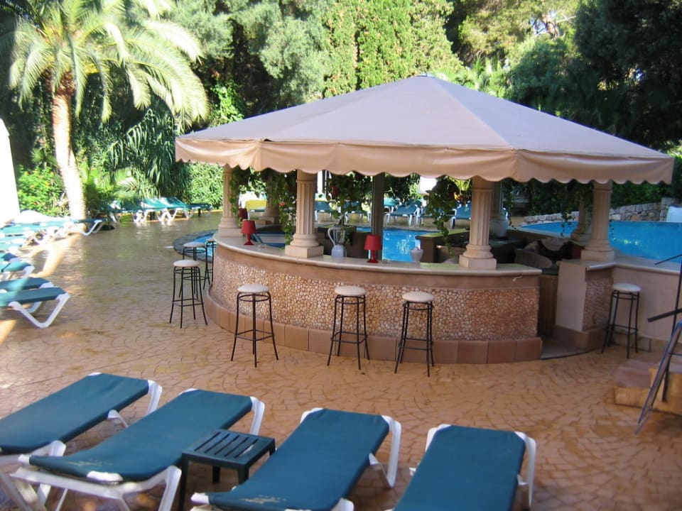 Poolbar Lago Garden