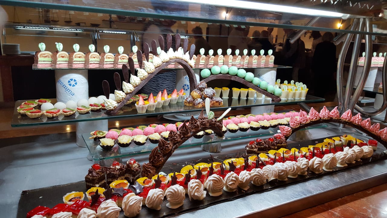 Die Straße der "Versuchung" Gemma Resort