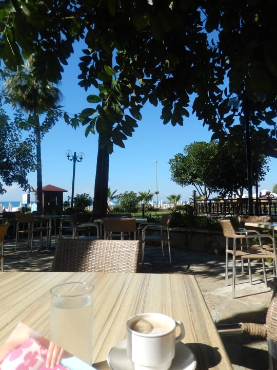 Tagesterrasse Hotel Sirma