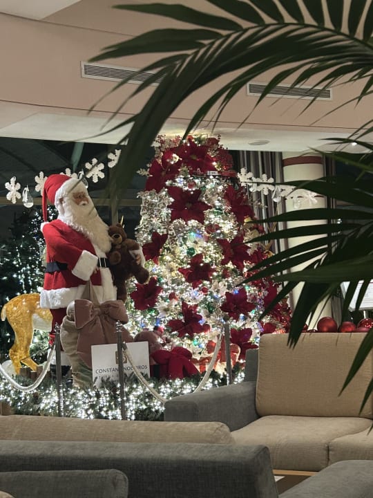 Lobby Constantinou Bros Athena Royal Beach Hotel