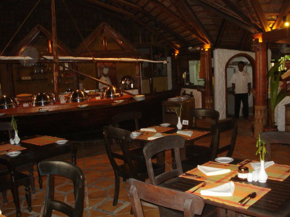 Blick auf Buffets Cinnamon Dhonveli Maldives