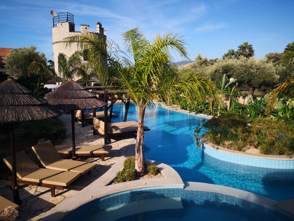 Pool Villa Elia Resort