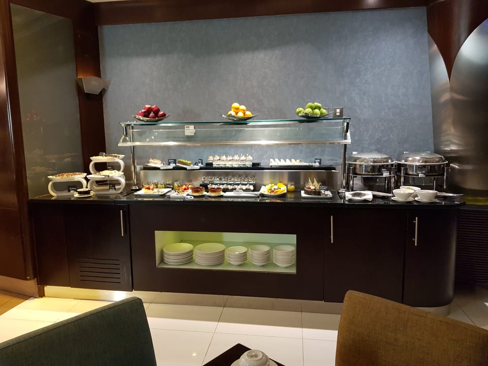 Gastro Rose Rayhaan by Rotana