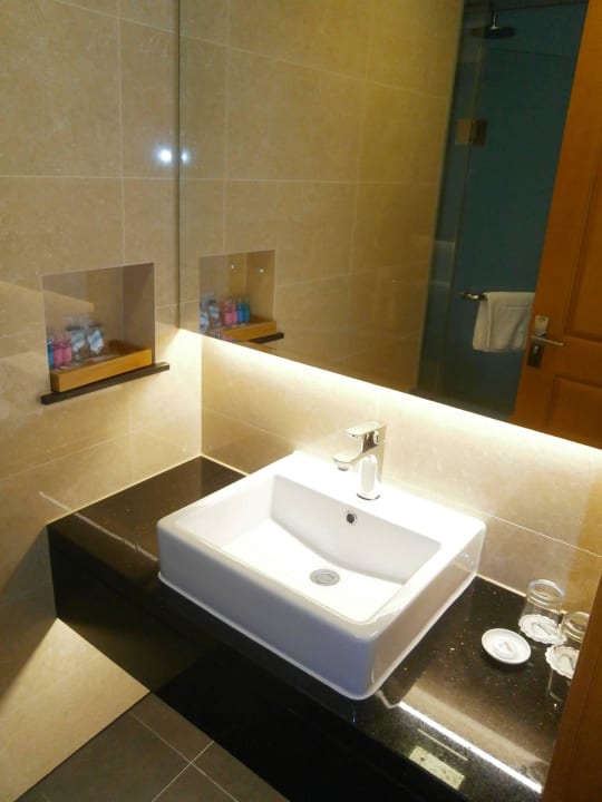 Bad Dazhong Airport Hotel Shanghai