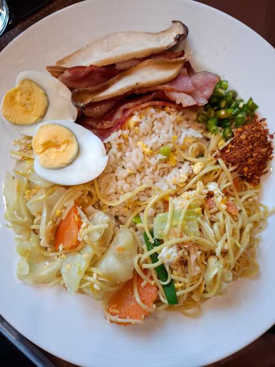 Gastro Laluna Hotel & Resort