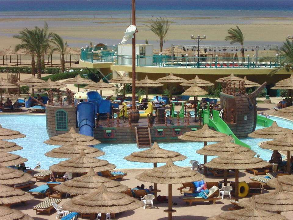Aquapark Titanic Beach Spa & Aqua Park