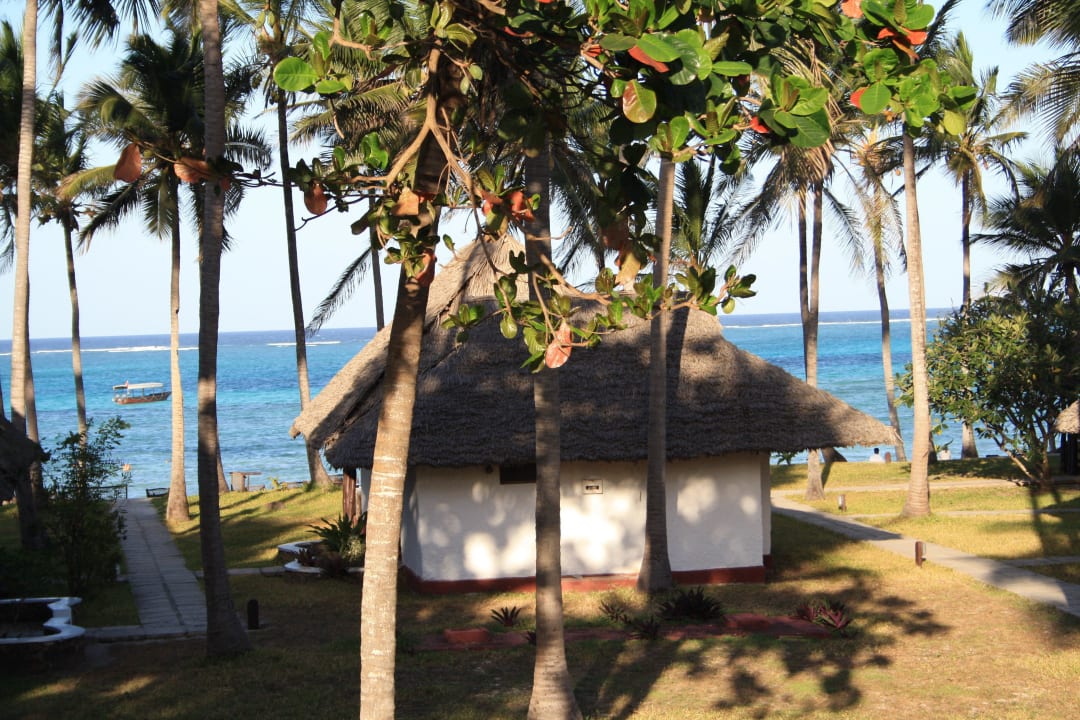 Blick zum Strand Karafuu Beach Resort & Spa