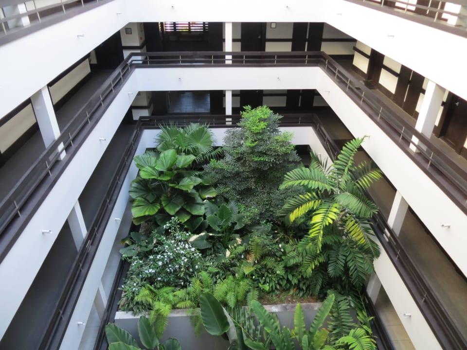 Innenhof  Hotel Tahiti Nui