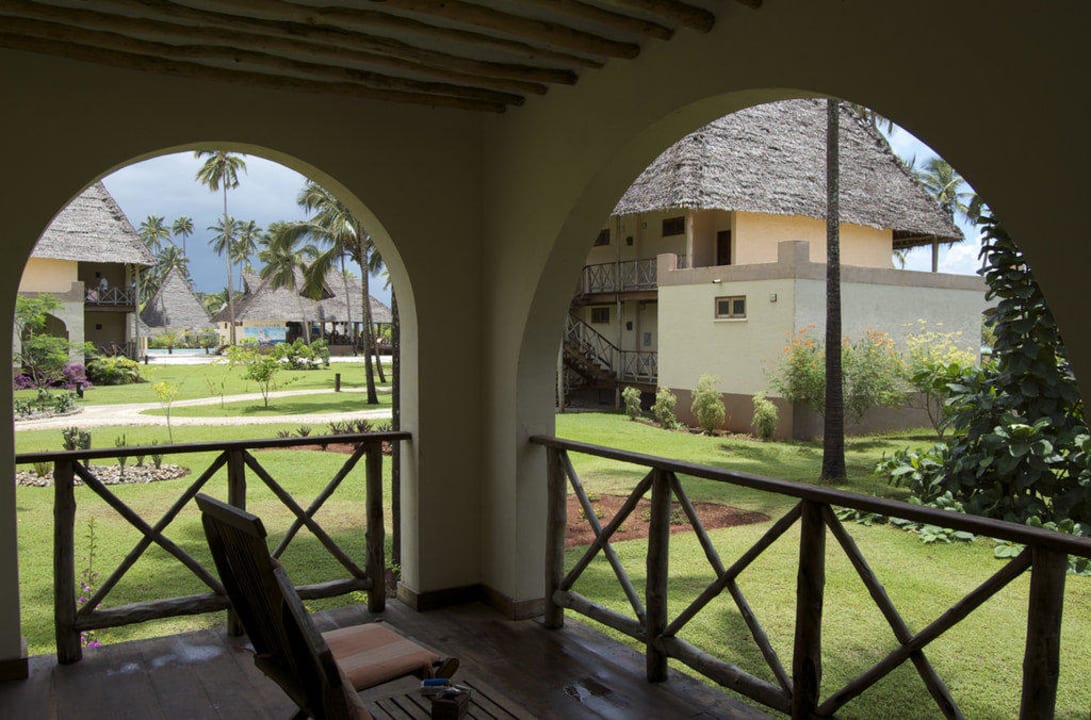 Blick vom Balkon Neptune Pwani Beach Resort & Spa