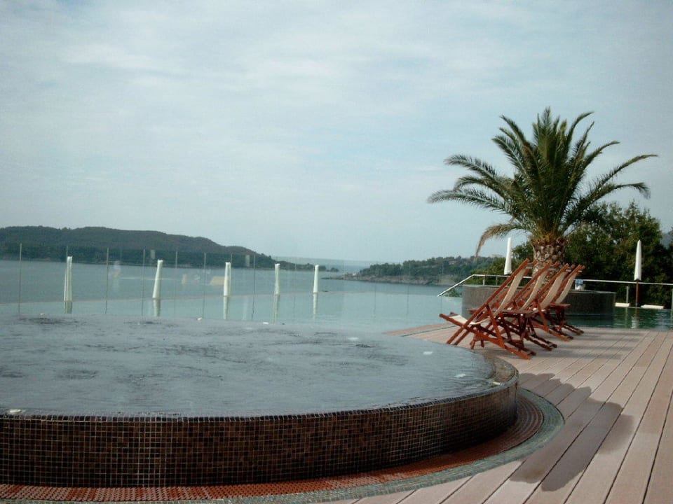 Whirlpool Eurostars Queen of Montenegro