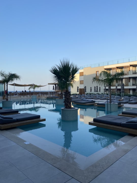 Pool AKASHA Beach Hotel & Spa