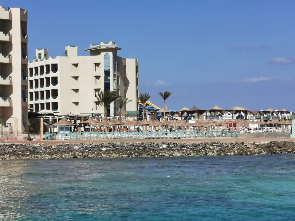 Strand Moreno Horizon Spa & Resort